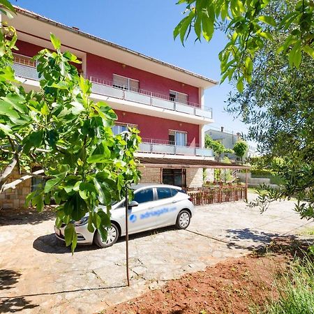 Apartments Mladen Jelica Ičići Екстериор снимка