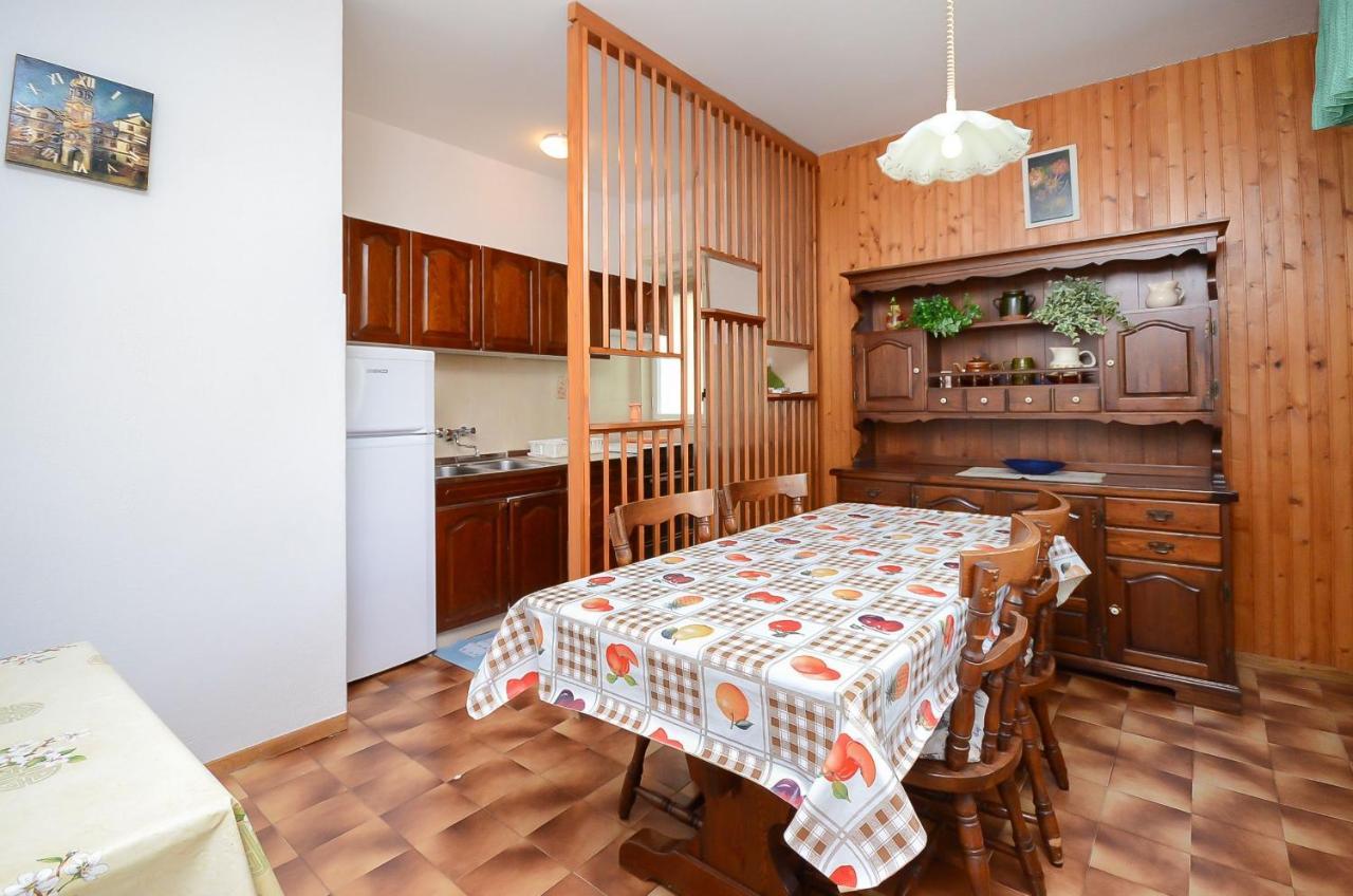 Apartments Mladen Jelica Ičići Екстериор снимка
